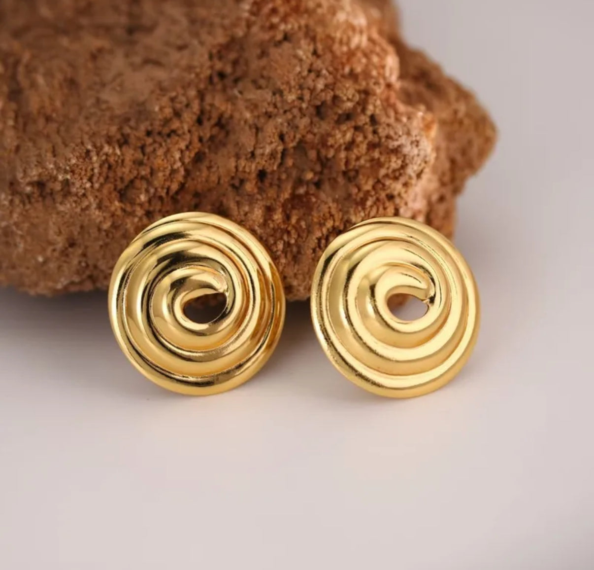 Aretes ARA